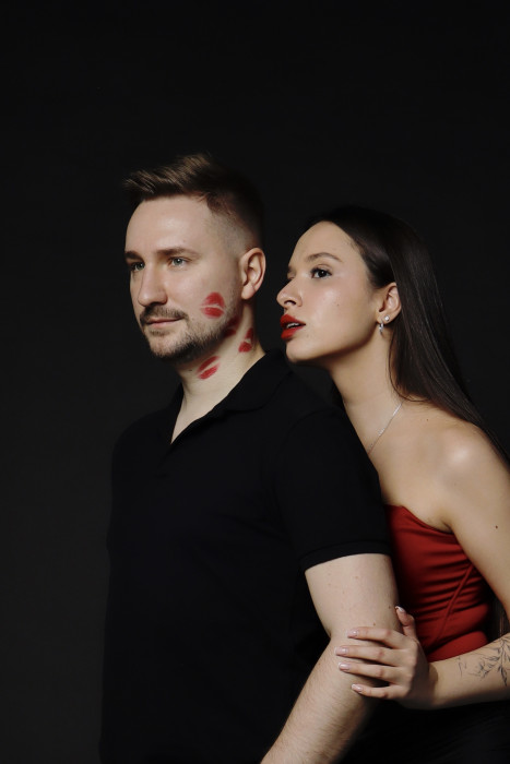 Фотосессия пары Love Story в студии без фотографа 